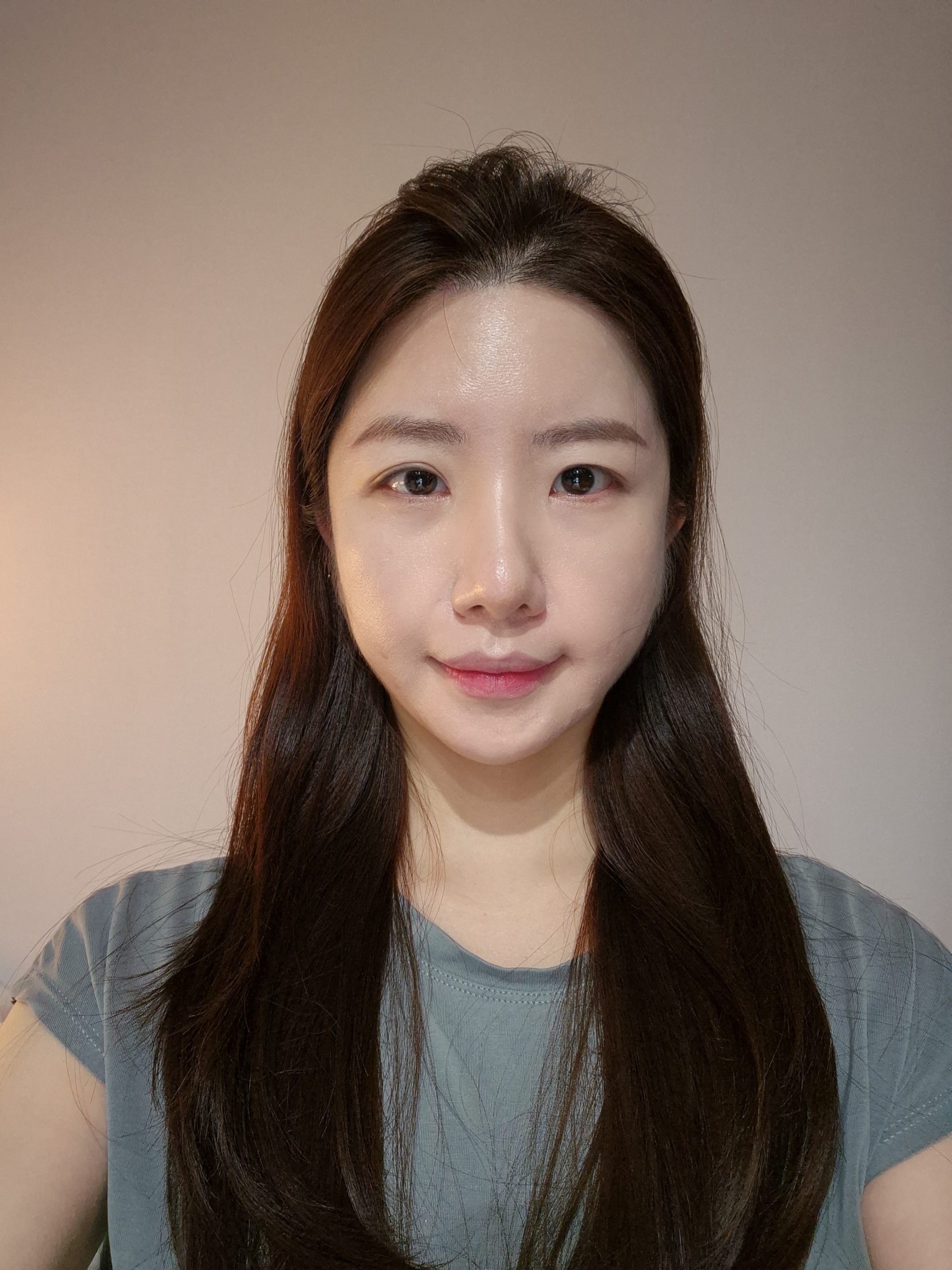  님의 리얼모델 신청입니다. 접수일 2024-07-26 23:01:23 